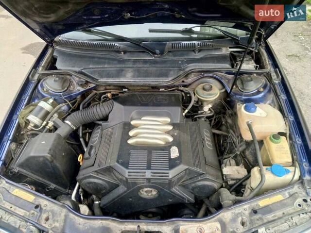 Синий Ауди А6, объемом двигателя 2.6 л и пробегом 420 тыс. км за 3700 $, фото 5 на Automoto.ua