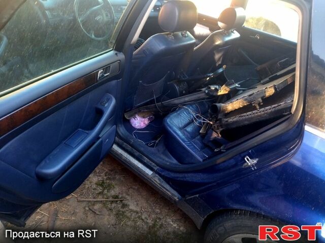 Синий Ауди А6, объемом двигателя 2.5 л и пробегом 420 тыс. км за 2550 $, фото 6 на Automoto.ua