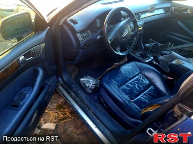 Синий Ауди А6, объемом двигателя 2.5 л и пробегом 420 тыс. км за 2550 $, фото 5 на Automoto.ua
