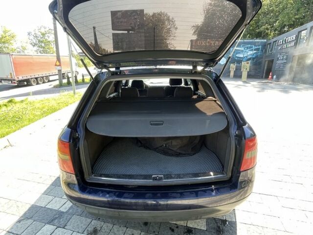 Синий Ауди А6, объемом двигателя 1.8 л и пробегом 384 тыс. км за 4500 $, фото 12 на Automoto.ua