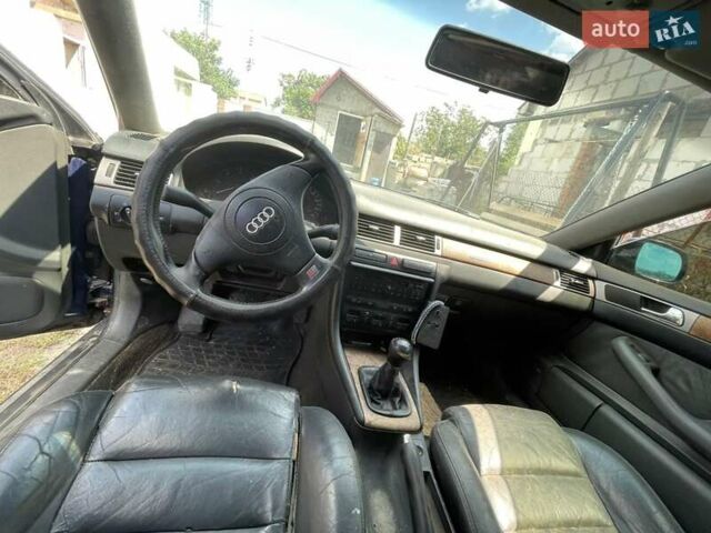 Синий Ауди А6, объемом двигателя 2.5 л и пробегом 400 тыс. км за 1500 $, фото 10 на Automoto.ua