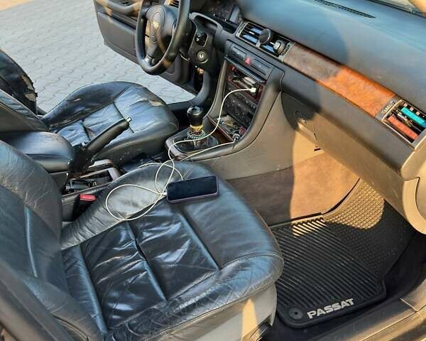 Ауди А6 1998 в Луцке на Automoto.ua Синий Ауди А6, объемом двигателя 2.5 л и пробегом 437 тыс. км за 4200 $, фото 10 на Automoto.ua