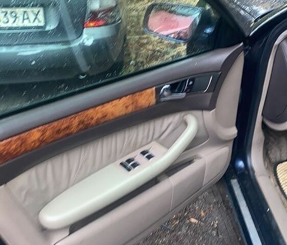 Синій Ауді А6, об'ємом двигуна 2.4 л та пробігом 315 тис. км за 3811 $, фото 1 на Automoto.ua