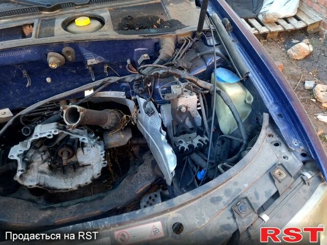 Синий Ауди А6, объемом двигателя 2.5 л и пробегом 420 тыс. км за 2550 $, фото 8 на Automoto.ua