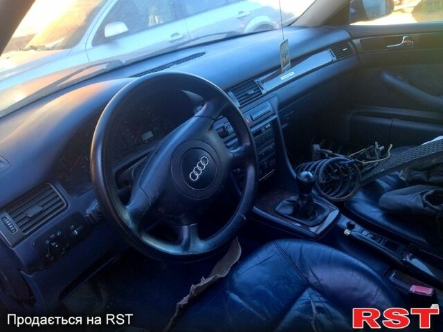 Синий Ауди А6, объемом двигателя 2.5 л и пробегом 420 тыс. км за 2550 $, фото 3 на Automoto.ua