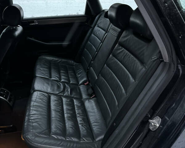 Синий Ауди А6, объемом двигателя 2.5 л и пробегом 370 тыс. км за 2200 $, фото 13 на Automoto.ua