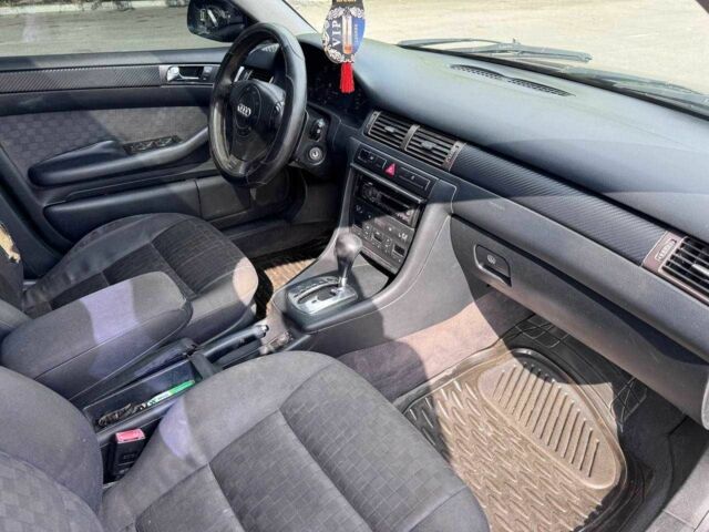 Синий Ауди А6, объемом двигателя 2.5 л и пробегом 270 тыс. км за 2350 $, фото 8 на Automoto.ua