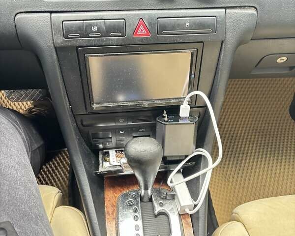 Синий Ауди А6, объемом двигателя 2.5 л и пробегом 315 тыс. км за 4350 $, фото 15 на Automoto.ua