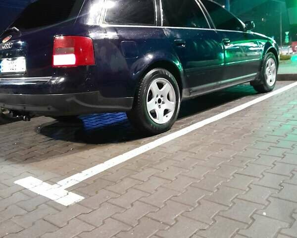 Синий Ауди А6, объемом двигателя 2.4 л и пробегом 70 тыс. км за 3200 $, фото 4 на Automoto.ua