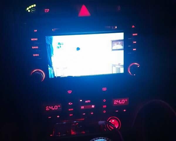 Синий Ауди А6, объемом двигателя 2.4 л и пробегом 70 тыс. км за 3200 $, фото 10 на Automoto.ua