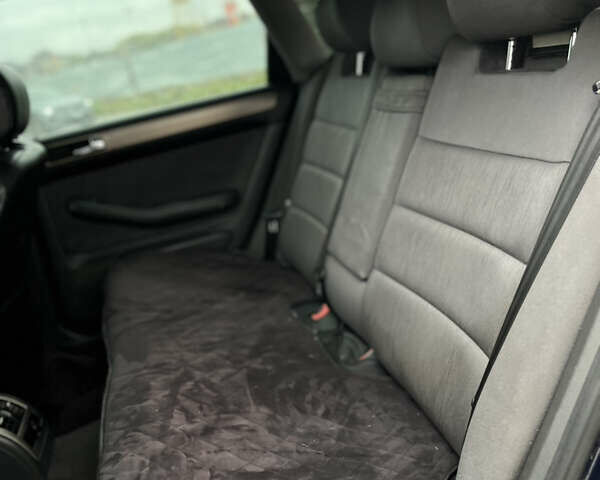 Синій Ауді А6, об'ємом двигуна 2.4 л та пробігом 400 тис. км за 3650 $, фото 11 на Automoto.ua