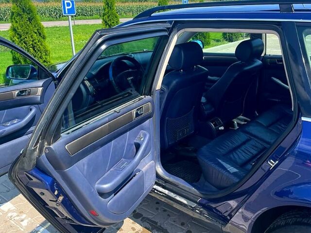 Синий Ауди А6, объемом двигателя 2.5 л и пробегом 236 тыс. км за 4600 $, фото 2 на Automoto.ua