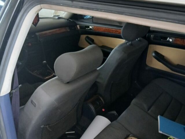 Синій Ауді А6, об'ємом двигуна 2.5 л та пробігом 430 тис. км за 2600 $, фото 6 на Automoto.ua