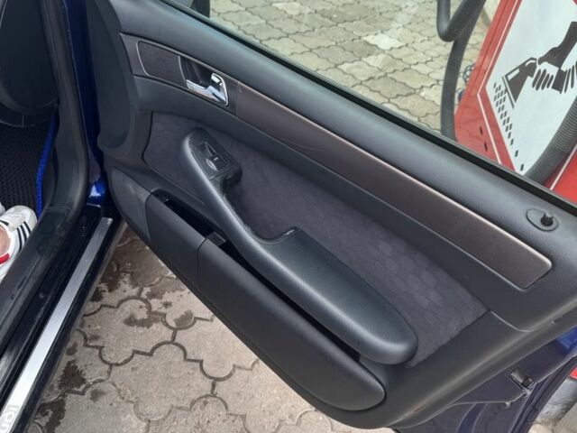 Синий Ауди А6, объемом двигателя 2.5 л и пробегом 325 тыс. км за 4800 $, фото 16 на Automoto.ua