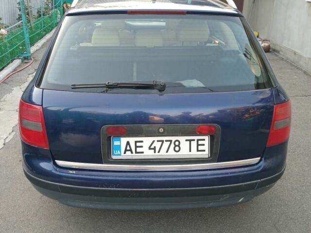 Синий Ауди А6, объемом двигателя 2.4 л и пробегом 250 тыс. км за 3900 $, фото 3 на Automoto.ua