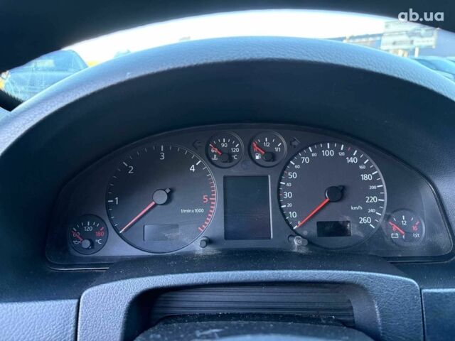 Синій Ауді А6, об'ємом двигуна 2.5 л та пробігом 402 тис. км за 3790 $, фото 19 на Automoto.ua