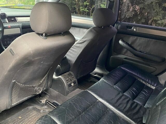 Синій Ауді А6, об'ємом двигуна 2.4 л та пробігом 357 тис. км за 1900 $, фото 6 на Automoto.ua
