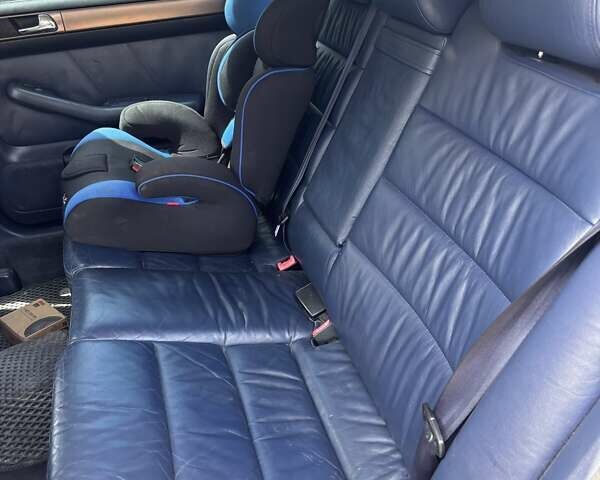 Синий Ауди А6, объемом двигателя 2.39 л и пробегом 424 тыс. км за 3400 $, фото 12 на Automoto.ua