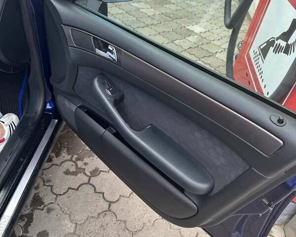 Синий Ауди А6, объемом двигателя 2.5 л и пробегом 325 тыс. км за 4800 $, фото 15 на Automoto.ua