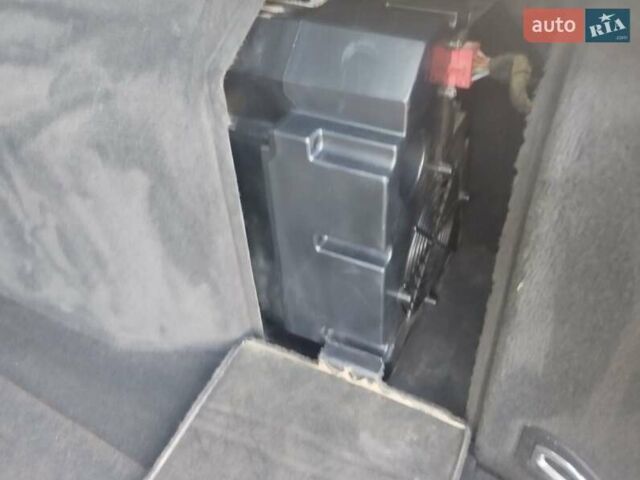 Синий Ауди А6, объемом двигателя 2.5 л и пробегом 420 тыс. км за 2800 $, фото 10 на Automoto.ua