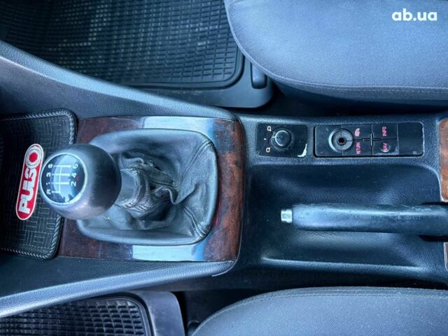 Синій Ауді А6, об'ємом двигуна 2.5 л та пробігом 402 тис. км за 3790 $, фото 21 на Automoto.ua