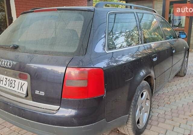 Синий Ауди А6, объемом двигателя 2.5 л и пробегом 300 тыс. км за 4600 $, фото 1 на Automoto.ua