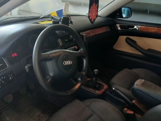 Синій Ауді А6, об'ємом двигуна 2.5 л та пробігом 430 тис. км за 2600 $, фото 5 на Automoto.ua