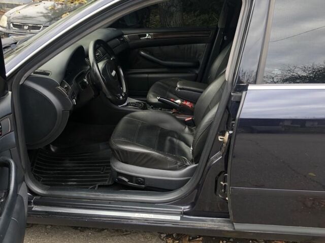 Синий Ауди А6, объемом двигателя 2.5 л и пробегом 477 тыс. км за 4000 $, фото 5 на Automoto.ua