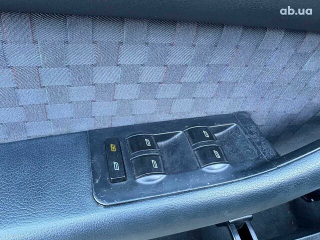 Синій Ауді А6, об'ємом двигуна 2.5 л та пробігом 402 тис. км за 3790 $, фото 17 на Automoto.ua