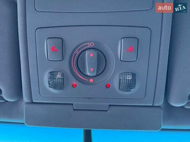 Синій Ауді А6, об'ємом двигуна 2.5 л та пробігом 402 тис. км за 3790 $, фото 25 на Automoto.ua