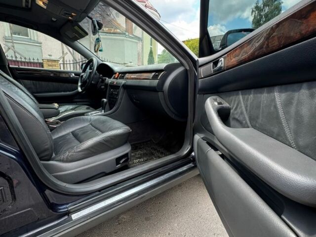 Синий Ауди А6, объемом двигателя 2.5 л и пробегом 210 тыс. км за 2700 $, фото 3 на Automoto.ua