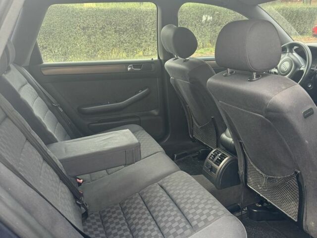 Синий Ауди А6, объемом двигателя 2.5 л и пробегом 275 тыс. км за 2599 $, фото 7 на Automoto.ua