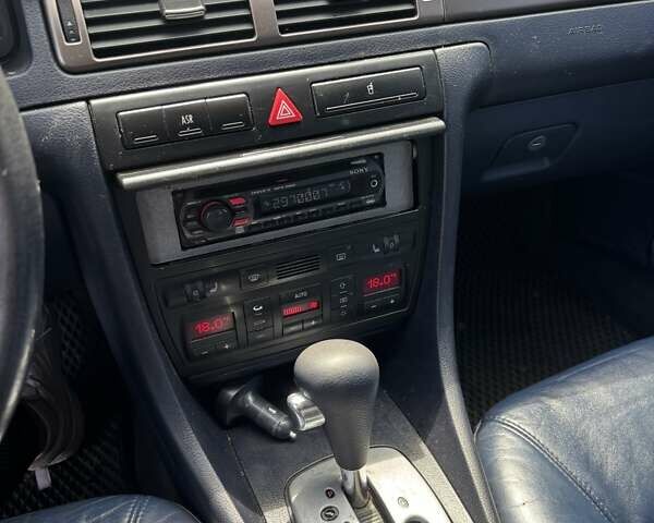 Синий Ауди А6, объемом двигателя 2.39 л и пробегом 424 тыс. км за 3400 $, фото 5 на Automoto.ua