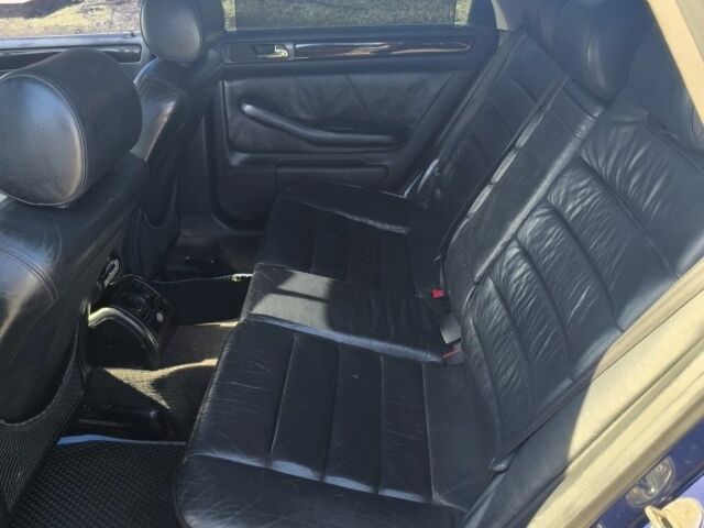 Синий Ауди А6, объемом двигателя 2.5 л и пробегом 254 тыс. км за 4000 $, фото 6 на Automoto.ua