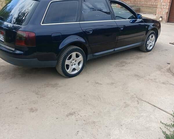 Синий Ауди А6, объемом двигателя 2.4 л и пробегом 416 тыс. км за 4500 $, фото 13 на Automoto.ua