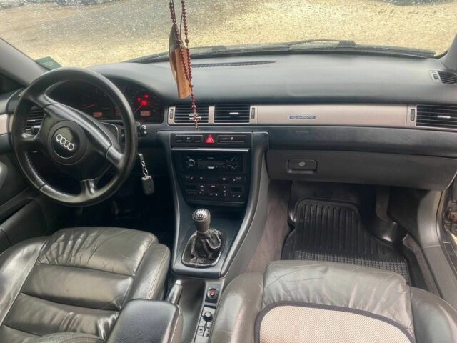 Синій Ауді А6, об'ємом двигуна 2.5 л та пробігом 525 тис. км за 3900 $, фото 4 на Automoto.ua