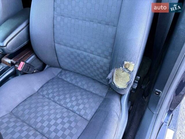 Синій Ауді А6, об'ємом двигуна 2.5 л та пробігом 402 тис. км за 3790 $, фото 34 на Automoto.ua