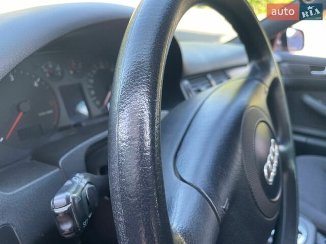 Синий Ауди А6, объемом двигателя 2.5 л и пробегом 325 тыс. км за 4200 $, фото 7 на Automoto.ua