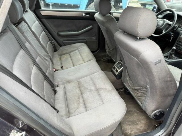 Синій Ауді А6, об'ємом двигуна 1.9 л та пробігом 1 тис. км за 750 $, фото 9 на Automoto.ua