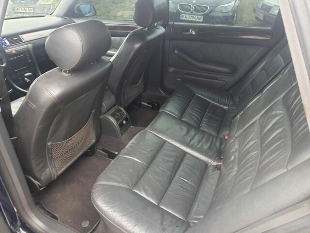 Синий Ауди А6, объемом двигателя 2.5 л и пробегом 400 тыс. км за 1850 $, фото 7 на Automoto.ua