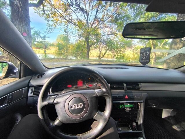 Синий Ауди А6, объемом двигателя 2.5 л и пробегом 3 тыс. км за 2600 $, фото 4 на Automoto.ua