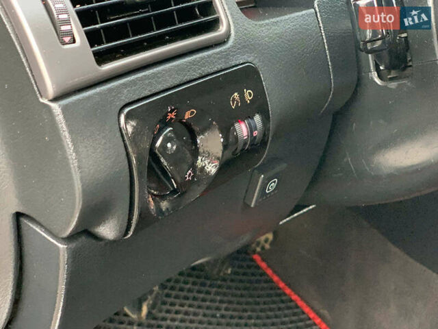 Синий Ауди А6, объемом двигателя 2.4 л и пробегом 311 тыс. км за 5190 $, фото 19 на Automoto.ua