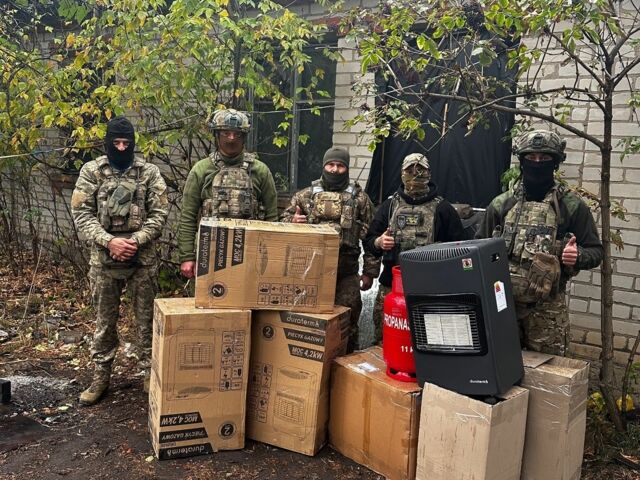 Синій Ауді А6, об'ємом двигуна 2.5 л та пробігом 350 тис. км за 3100 $, фото 6 на Automoto.ua