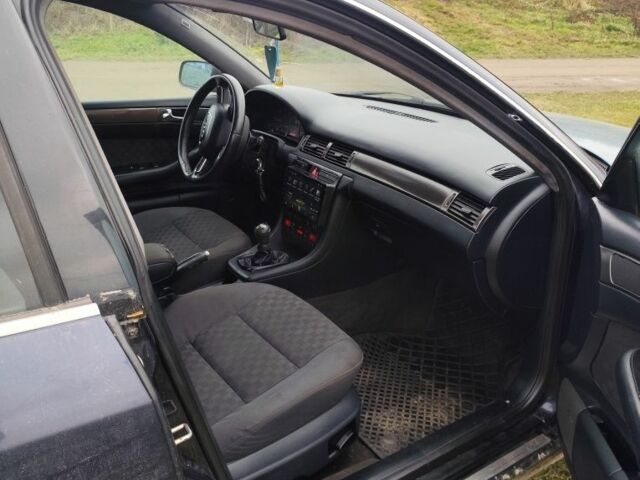 Синій Ауді А6, об'ємом двигуна 2 л та пробігом 38 тис. км за 1950 $, фото 2 на Automoto.ua