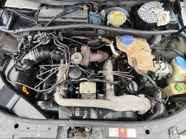 Синій Ауді А6, об'ємом двигуна 2 л та пробігом 38 тис. км за 1950 $, фото 6 на Automoto.ua