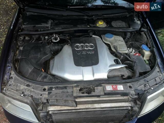 Синий Ауди А6, объемом двигателя 2.5 л и пробегом 356 тыс. км за 4600 $, фото 3 на Automoto.ua