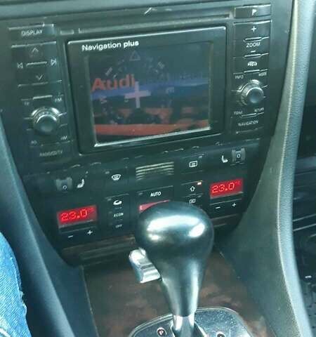 Синий Ауди А6, объемом двигателя 2.5 л и пробегом 239 тыс. км за 4800 $, фото 24 на Automoto.ua