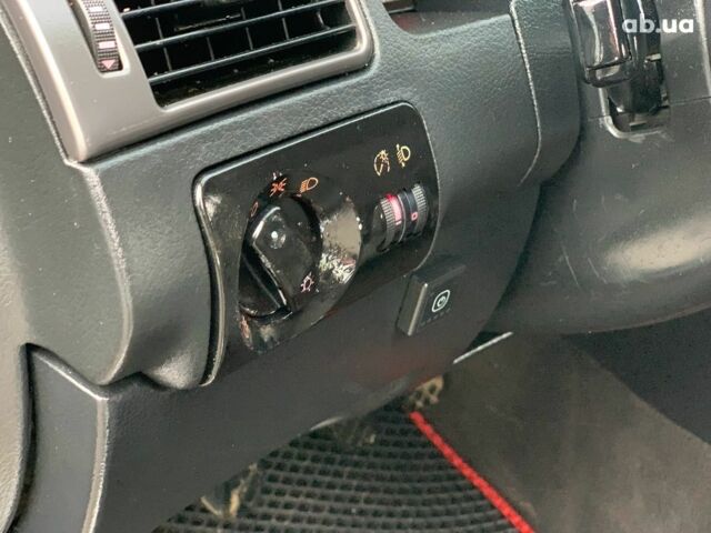 Синий Ауди А6, объемом двигателя 2.4 л и пробегом 311 тыс. км за 5190 $, фото 19 на Automoto.ua