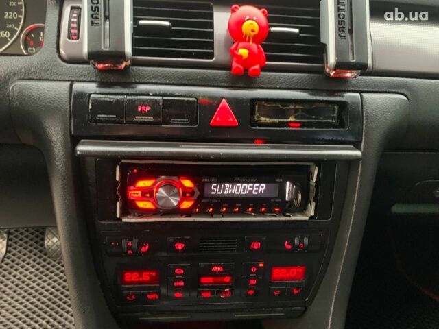 Синий Ауди А6, объемом двигателя 2.4 л и пробегом 311 тыс. км за 5190 $, фото 31 на Automoto.ua