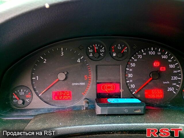 Синий Ауди А6, объемом двигателя 2.5 л и пробегом 435 тыс. км за 4000 $, фото 12 на Automoto.ua